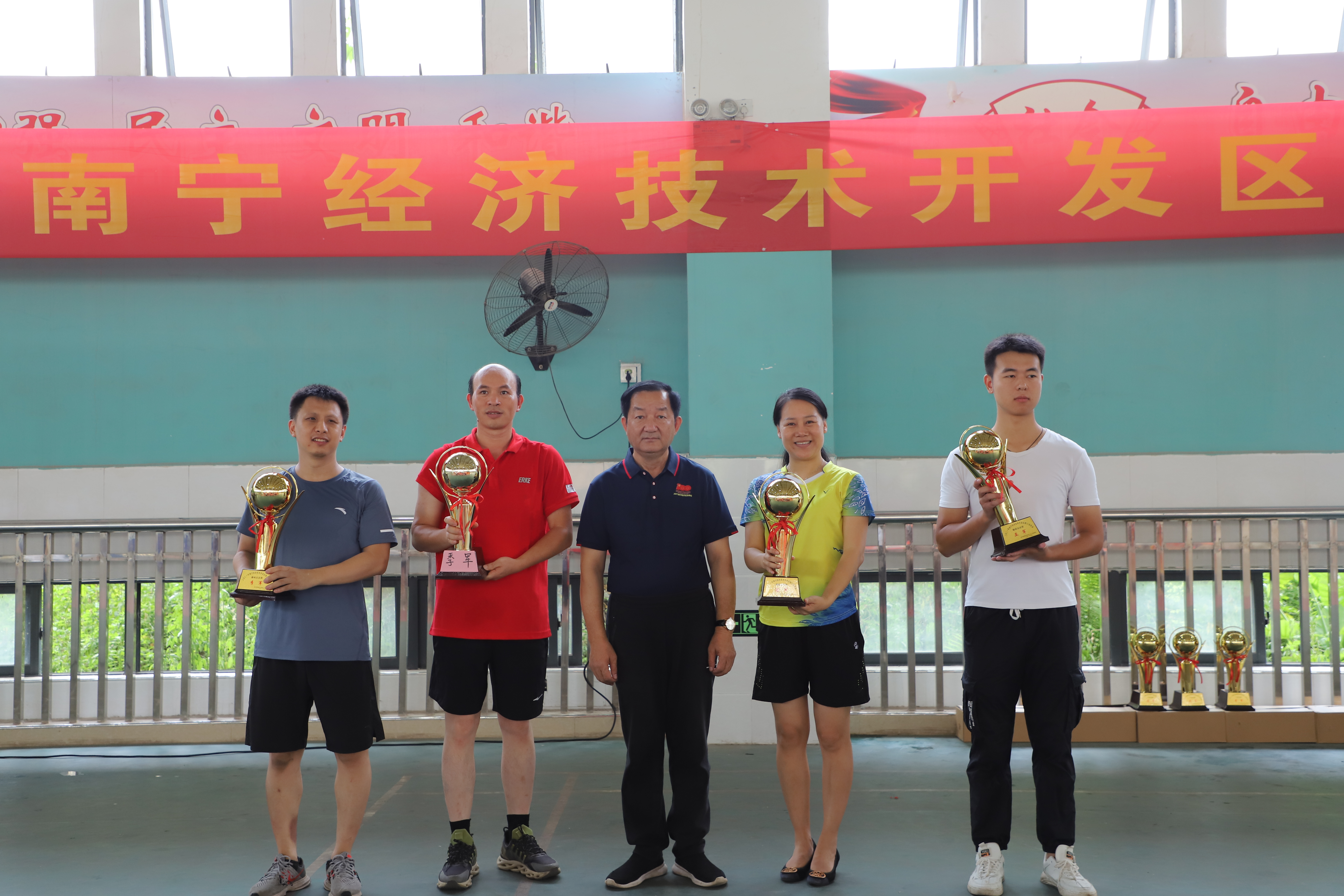 ������(�й���)���޹�˾����