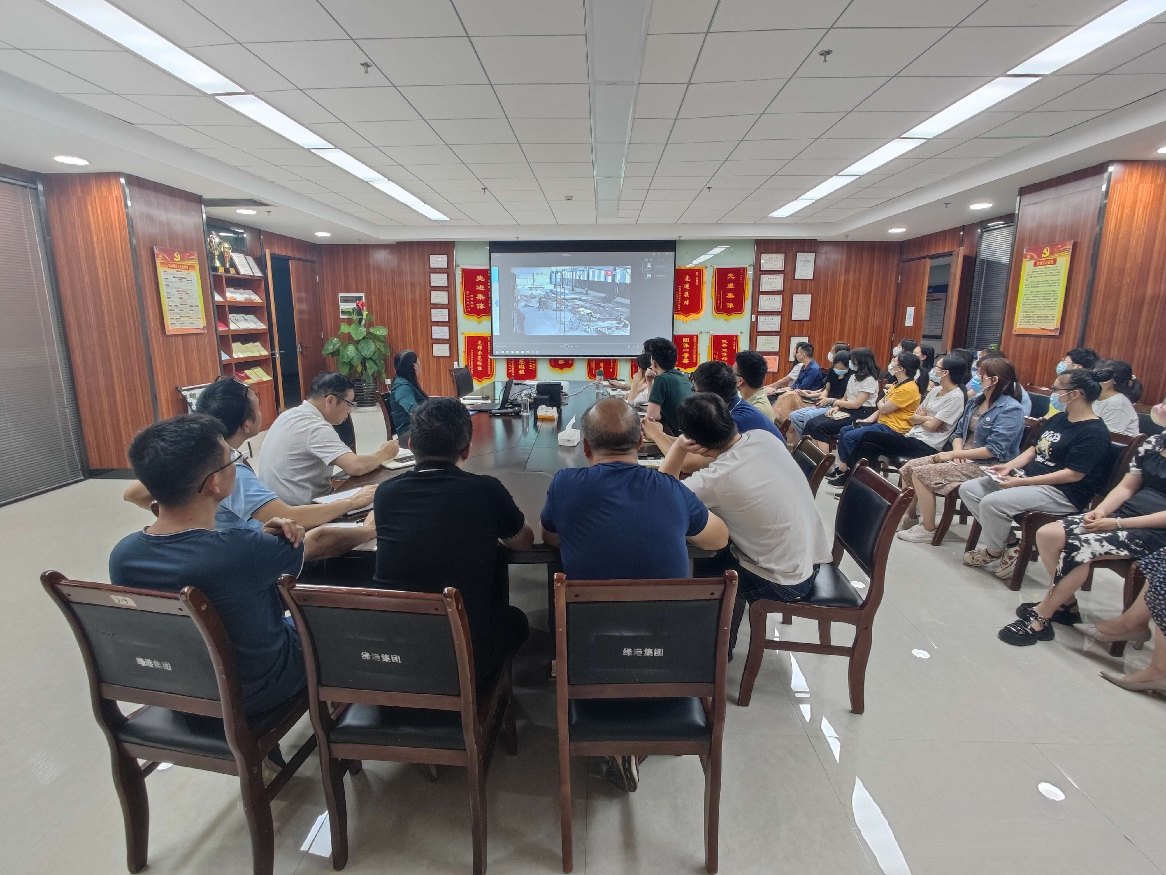 ������(�й���)���޹�˾����